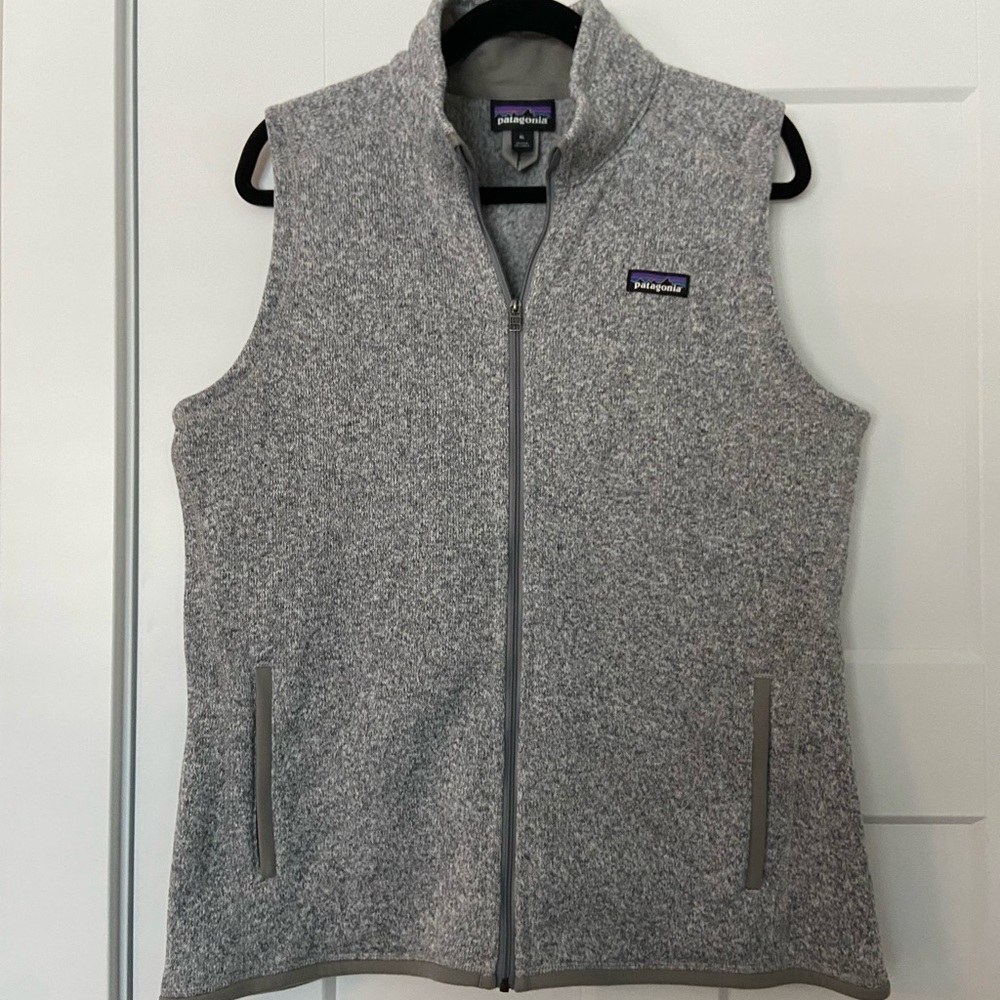 Women’s Patagonia Vest! Only worn once. Size XL